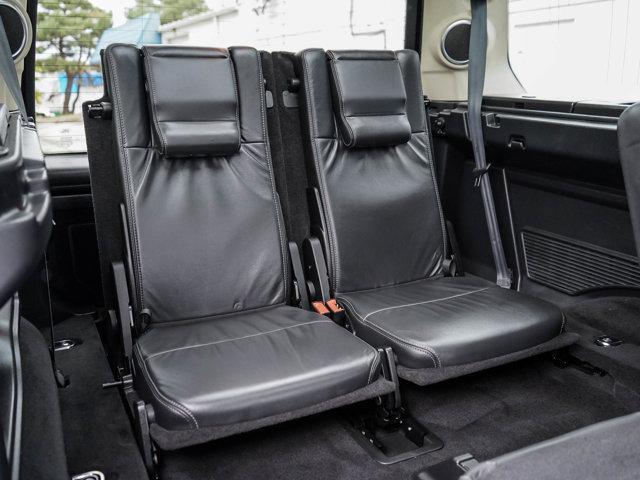 used 2016 Land Rover LR4 car, priced at $22,998