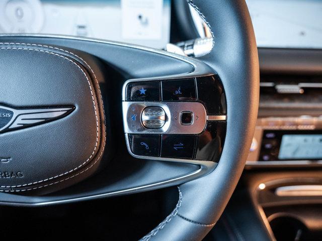 new 2025 Genesis G90 car, priced at $95,290