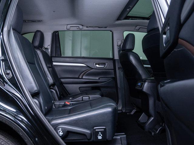 used 2015 Toyota Highlander car, priced at $19,399