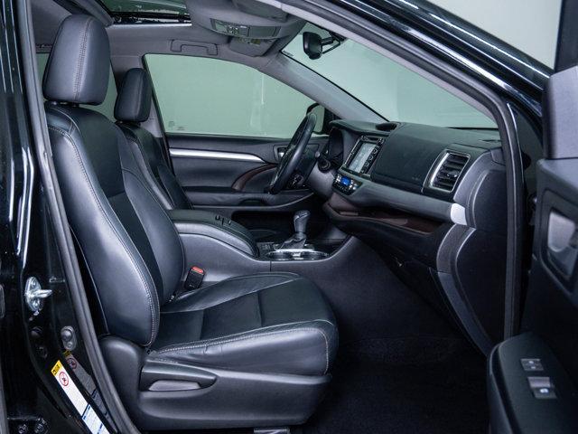 used 2015 Toyota Highlander car, priced at $19,399
