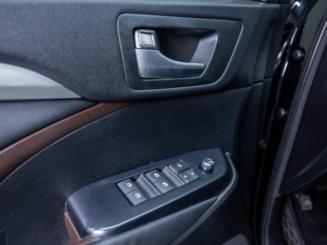 used 2015 Toyota Highlander car, priced at $19,399