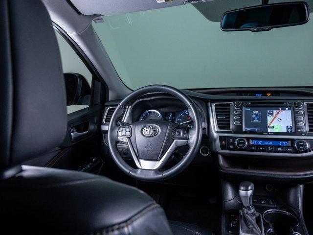 used 2015 Toyota Highlander car, priced at $19,399