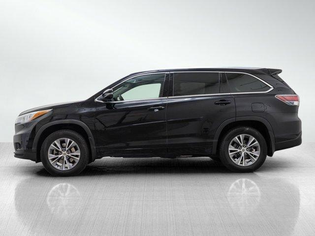 used 2015 Toyota Highlander car, priced at $19,399
