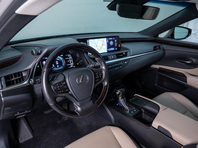 used 2019 Lexus ES 300h car, priced at $28,399