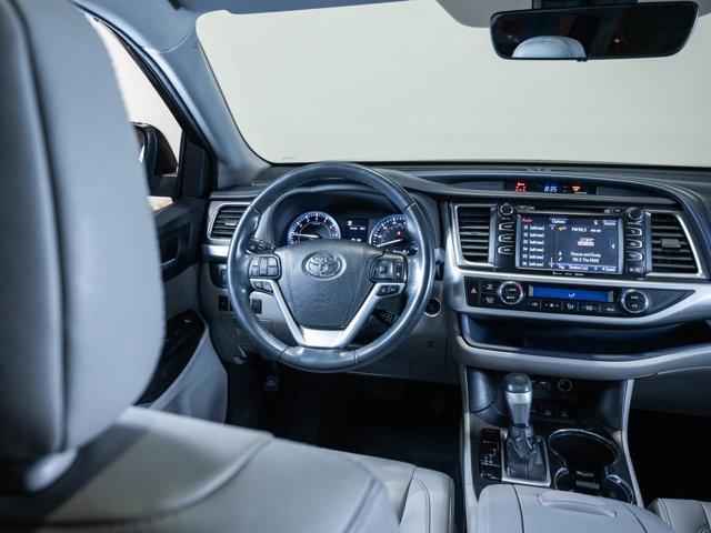 used 2019 Toyota Highlander car, priced at $28,998