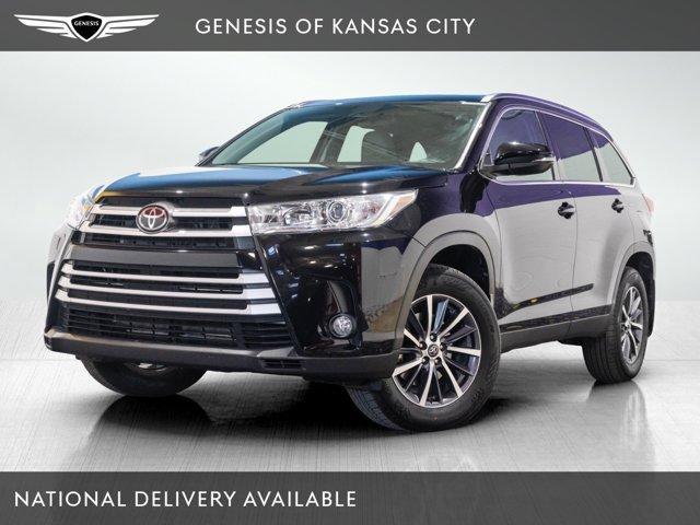 used 2019 Toyota Highlander car, priced at $28,998