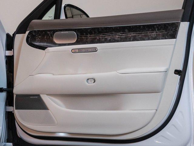 new 2025 Genesis G90 car, priced at $97,340