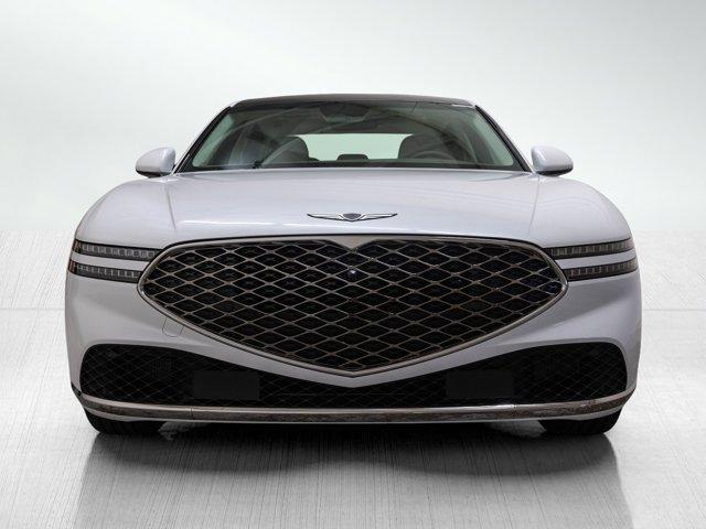 new 2025 Genesis G90 car, priced at $97,340