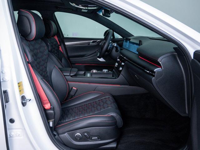 new 2025 Genesis G80 car, priced at $69,498