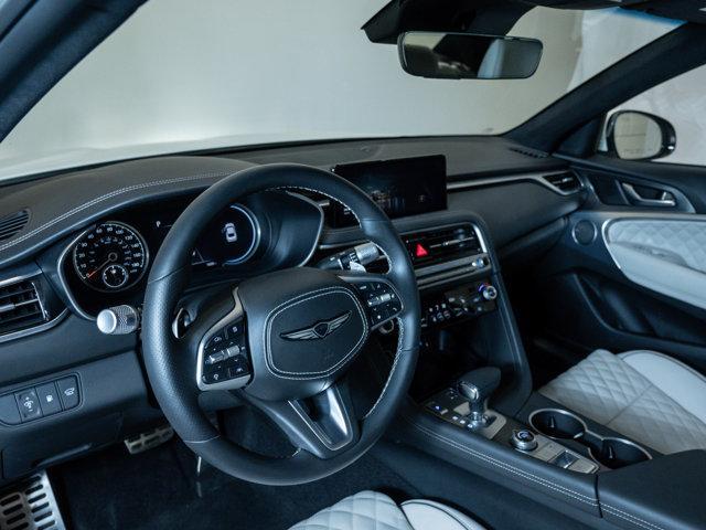 new 2025 Genesis G70 car