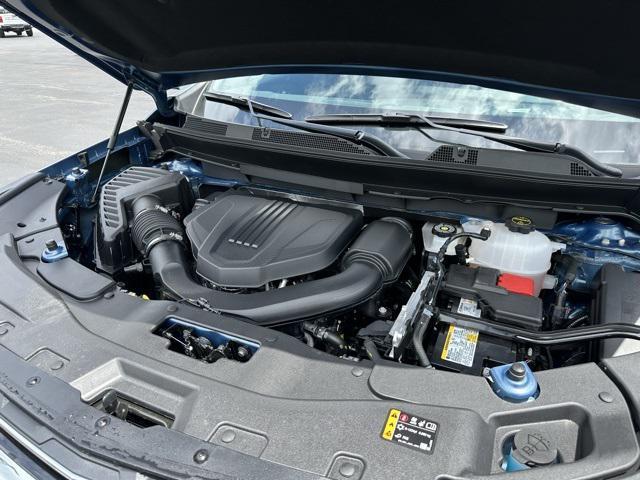 new 2025 Chevrolet Traverse car, priced at $45,195