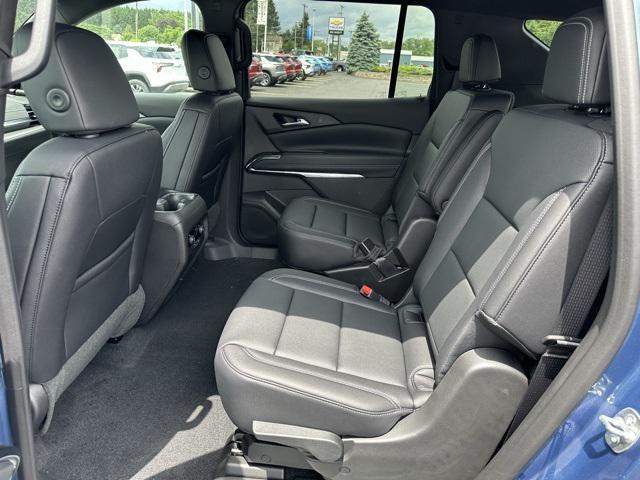 new 2025 Chevrolet Traverse car, priced at $45,195