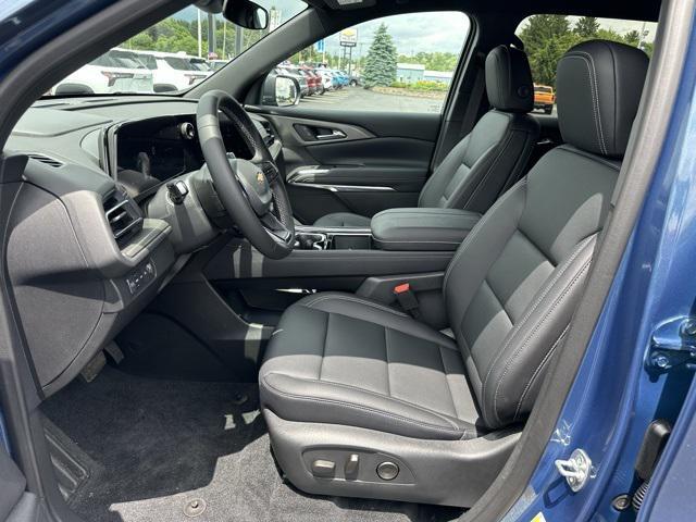 new 2025 Chevrolet Traverse car, priced at $45,195