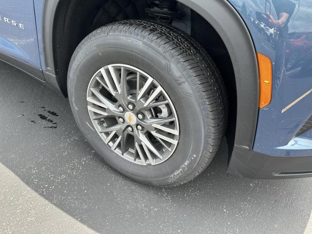 new 2025 Chevrolet Traverse car, priced at $45,195