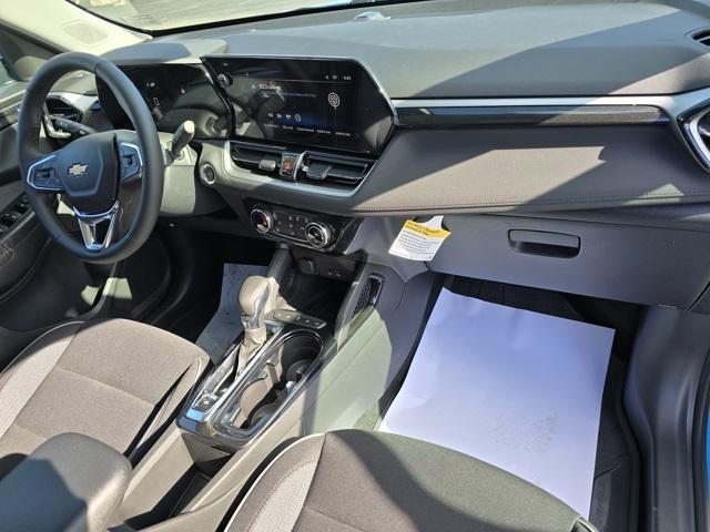 new 2025 Chevrolet TrailBlazer car, priced at $29,230