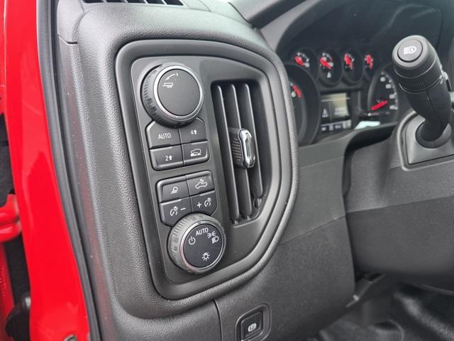 new 2025 Chevrolet Silverado 1500 car, priced at $45,325