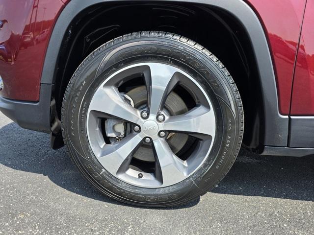used 2019 Jeep Cherokee car, priced at $21,990