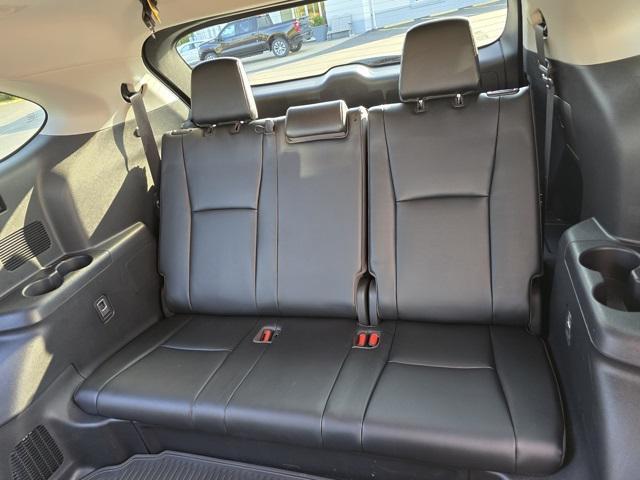 used 2021 Toyota Highlander Hybrid car, priced at $35,290