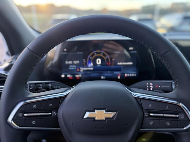 new 2026 Chevrolet Equinox car, priced at $35,195