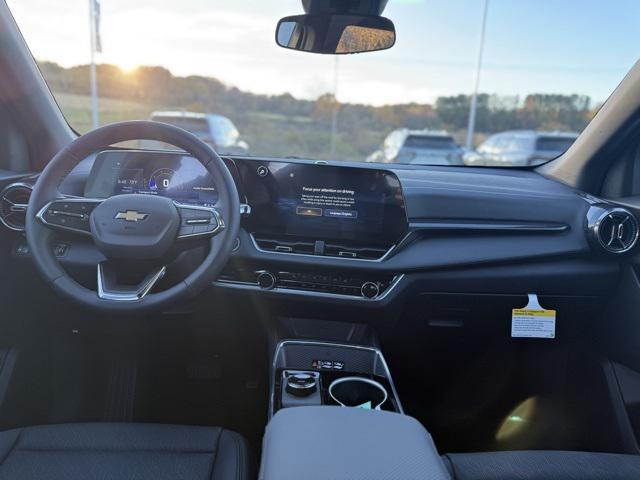 new 2026 Chevrolet Equinox car, priced at $35,195