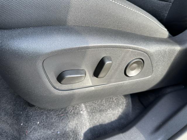 new 2026 Chevrolet Traverse car, priced at $44,695