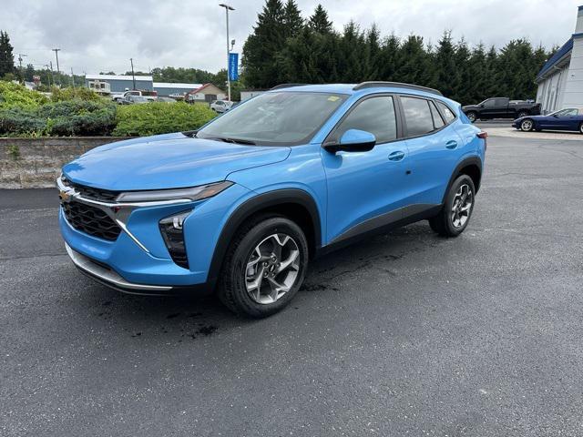 new 2025 Chevrolet Trax car, priced at $26,395
