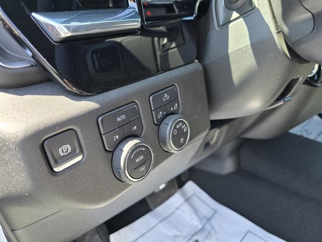 new 2025 Chevrolet Silverado 1500 car, priced at $52,195
