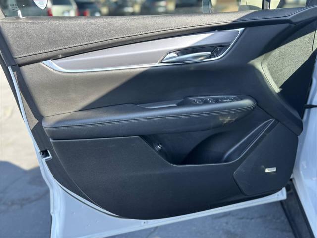 used 2020 Cadillac XT5 car, priced at $21,999