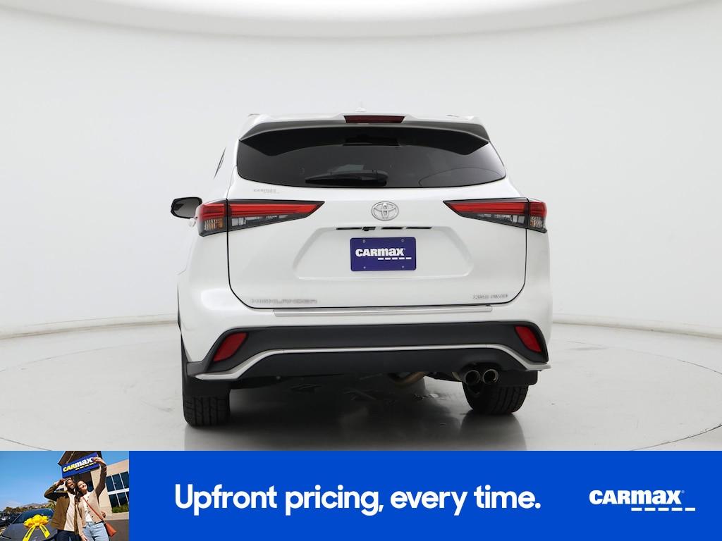 used 2023 Toyota Highlander car, priced at $38,998