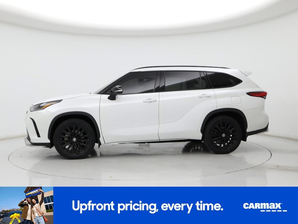 used 2023 Toyota Highlander car, priced at $38,998
