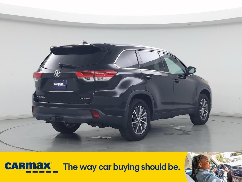 used 2019 Toyota Highlander car, priced at $28,998