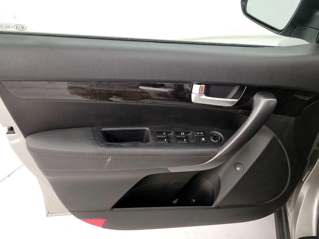 used 2014 Kia Sorento car, priced at $12,599