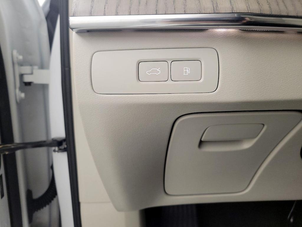 used 2024 Volvo XC90 Recharge Plug-In Hybrid car, priced at $57,998