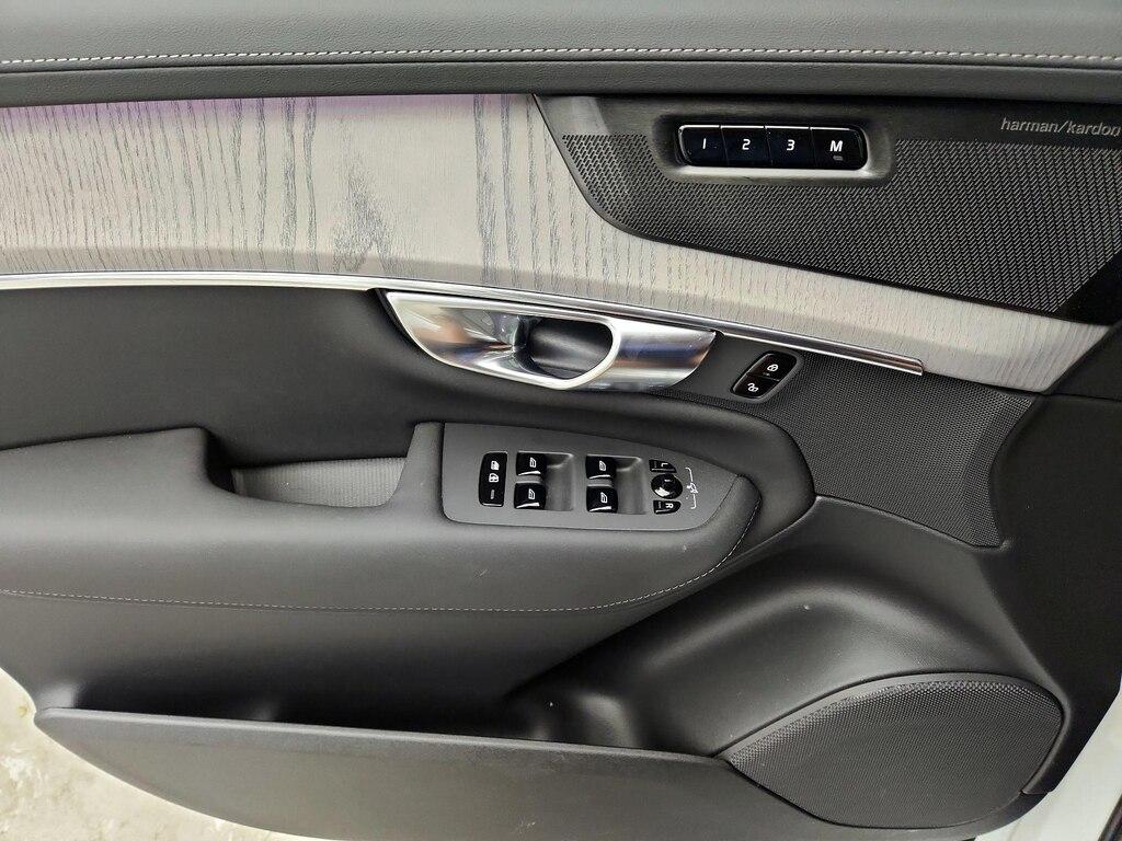 used 2025 Volvo XC90 Plug-In Hybrid car, priced at $68,998