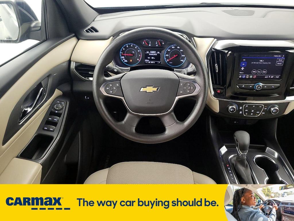 used 2023 Chevrolet Traverse car, priced at $33,998