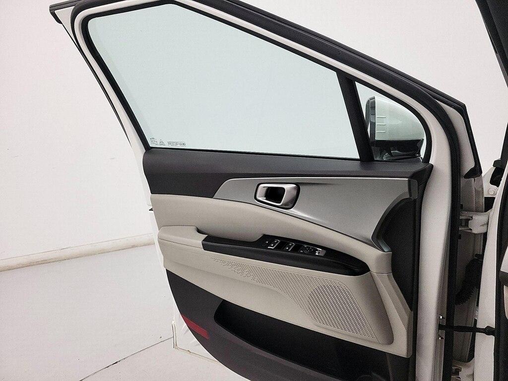 used 2022 Kia Carnival car, priced at $24,998