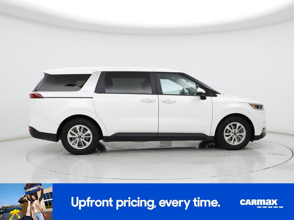 used 2022 Kia Carnival car, priced at $24,998