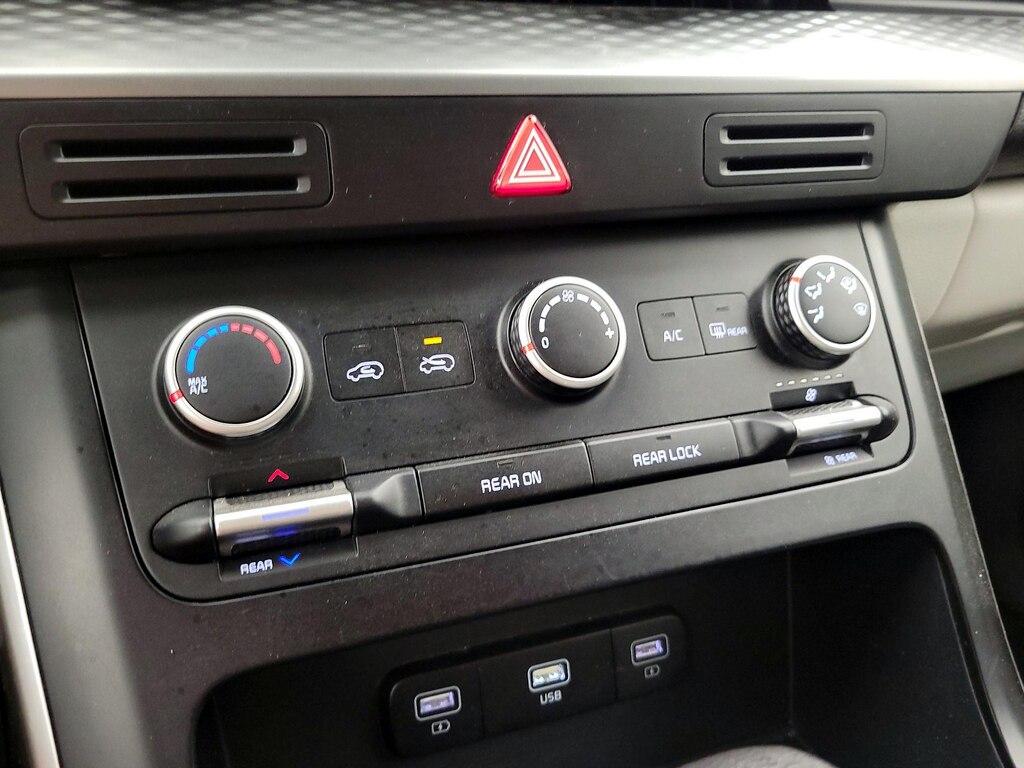 used 2022 Kia Carnival car, priced at $24,998