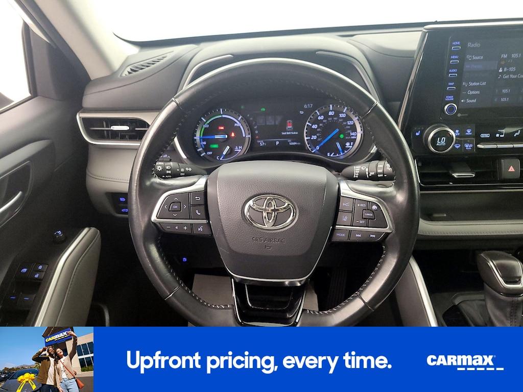 used 2020 Toyota Highlander Hybrid car, priced at $35,998