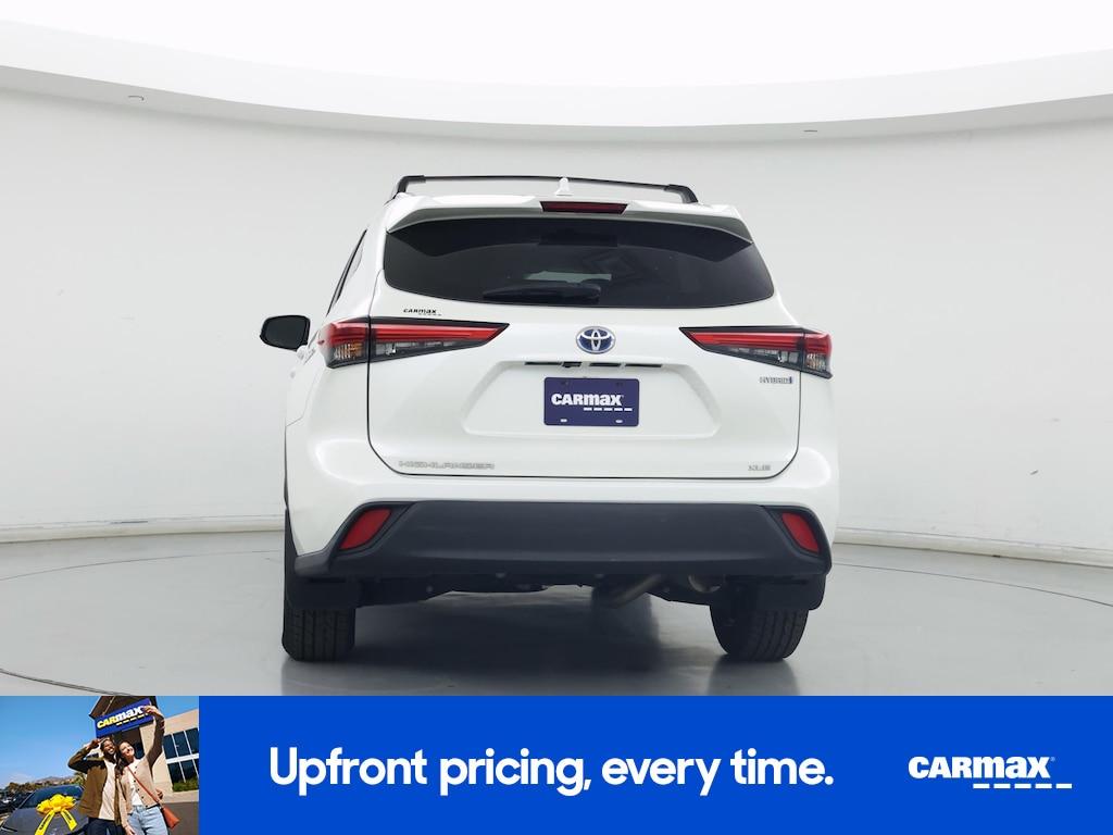 used 2020 Toyota Highlander Hybrid car, priced at $35,998