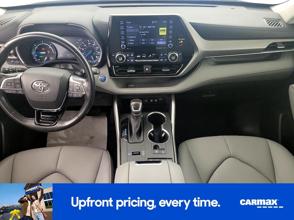 used 2020 Toyota Highlander Hybrid car, priced at $35,998