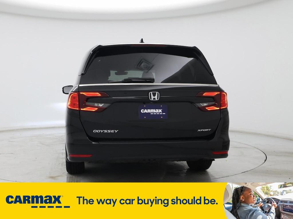 used 2024 Honda Odyssey car, priced at $41,998