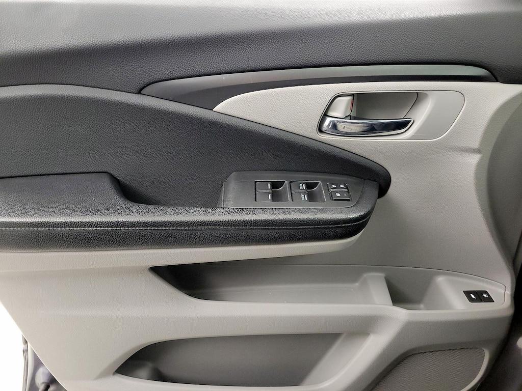 used 2016 Honda Pilot car, priced at $18,998