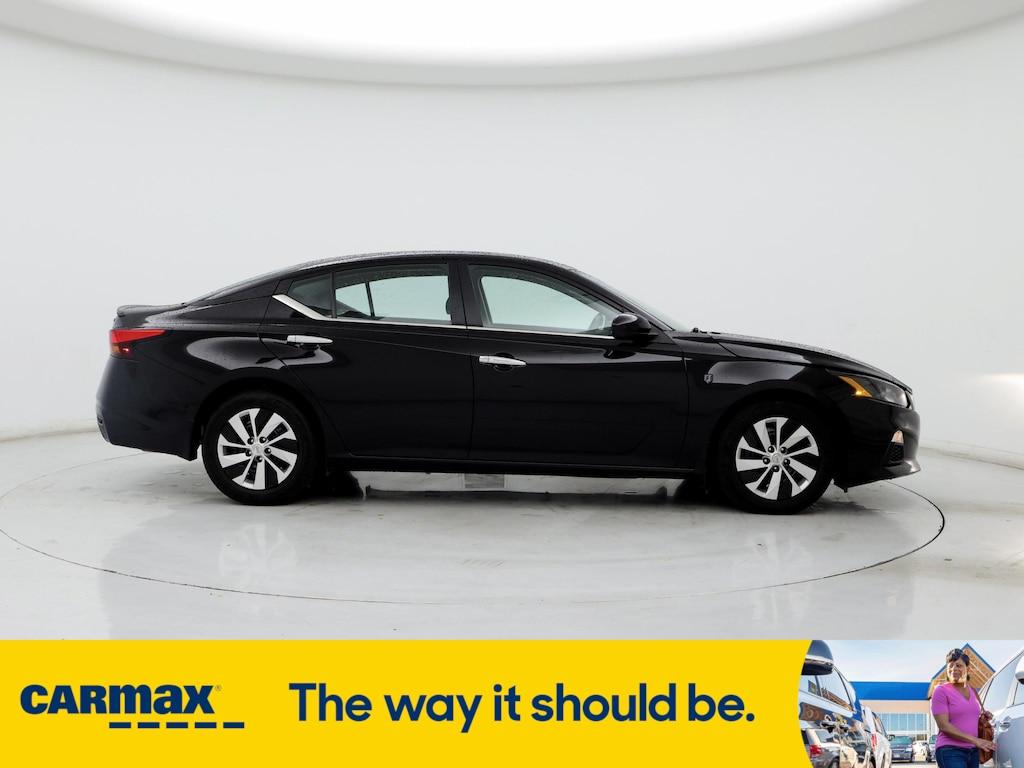 used 2022 Nissan Altima car, priced at $22,998