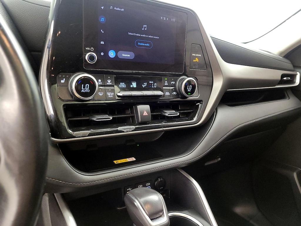 used 2023 Toyota Highlander car, priced at $35,998