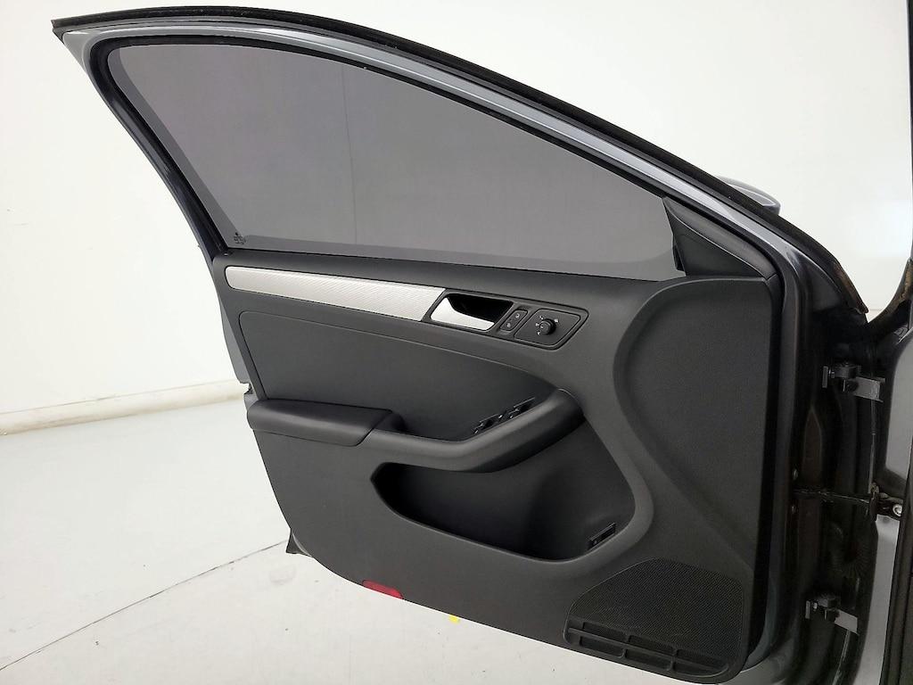 used 2017 Volkswagen Jetta car, priced at $13,599