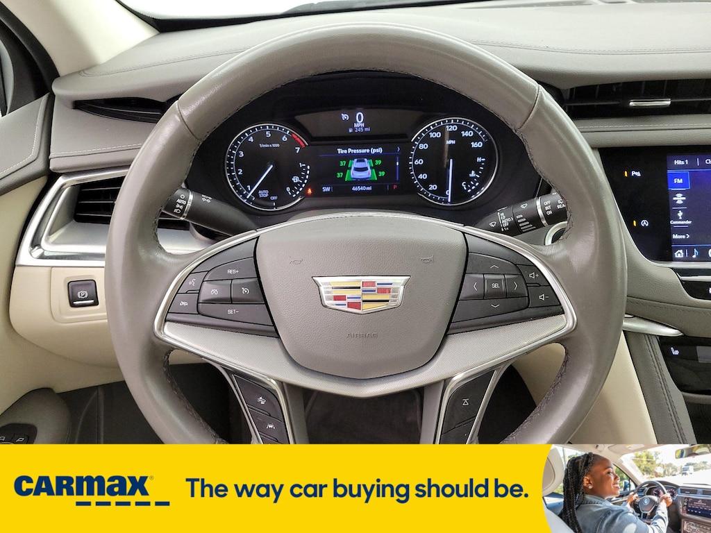 used 2020 Cadillac XT5 car, priced at $26,998