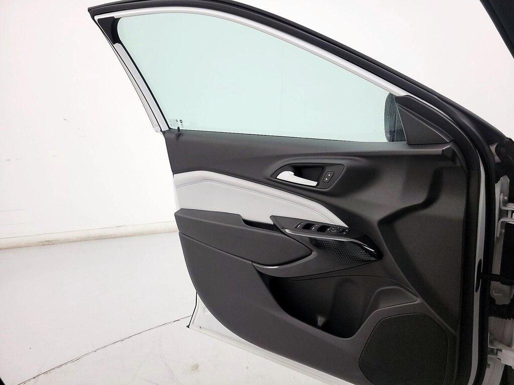 used 2025 Chevrolet Trax car, priced at $24,998