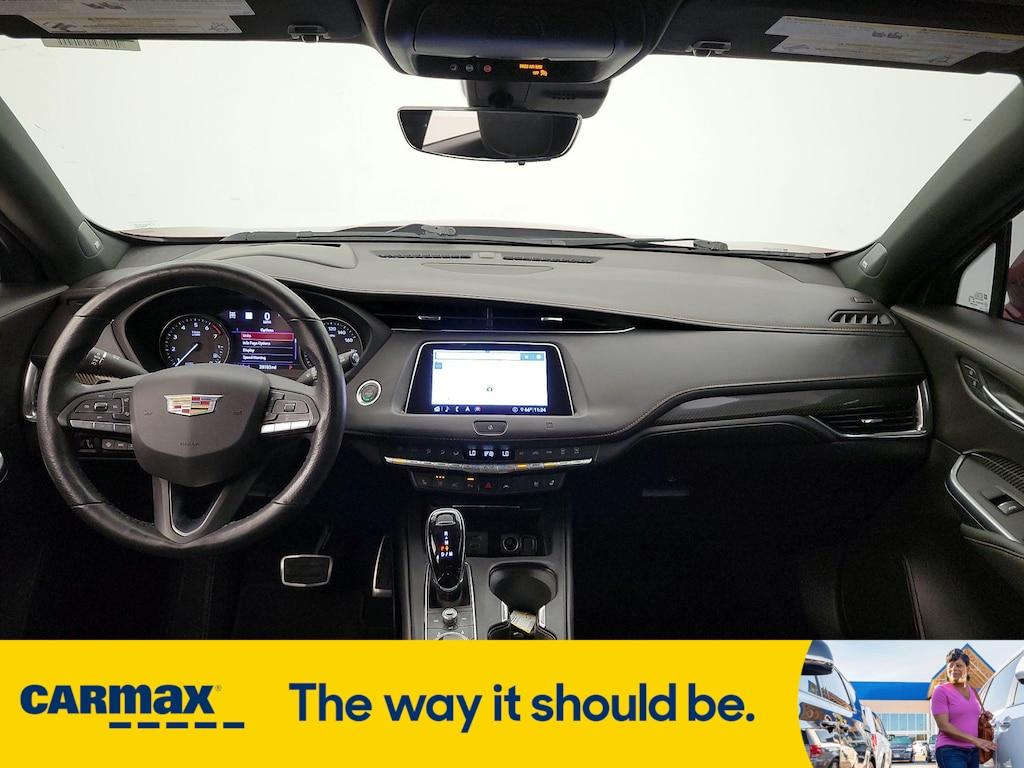 used 2020 Cadillac XT4 car, priced at $29,998