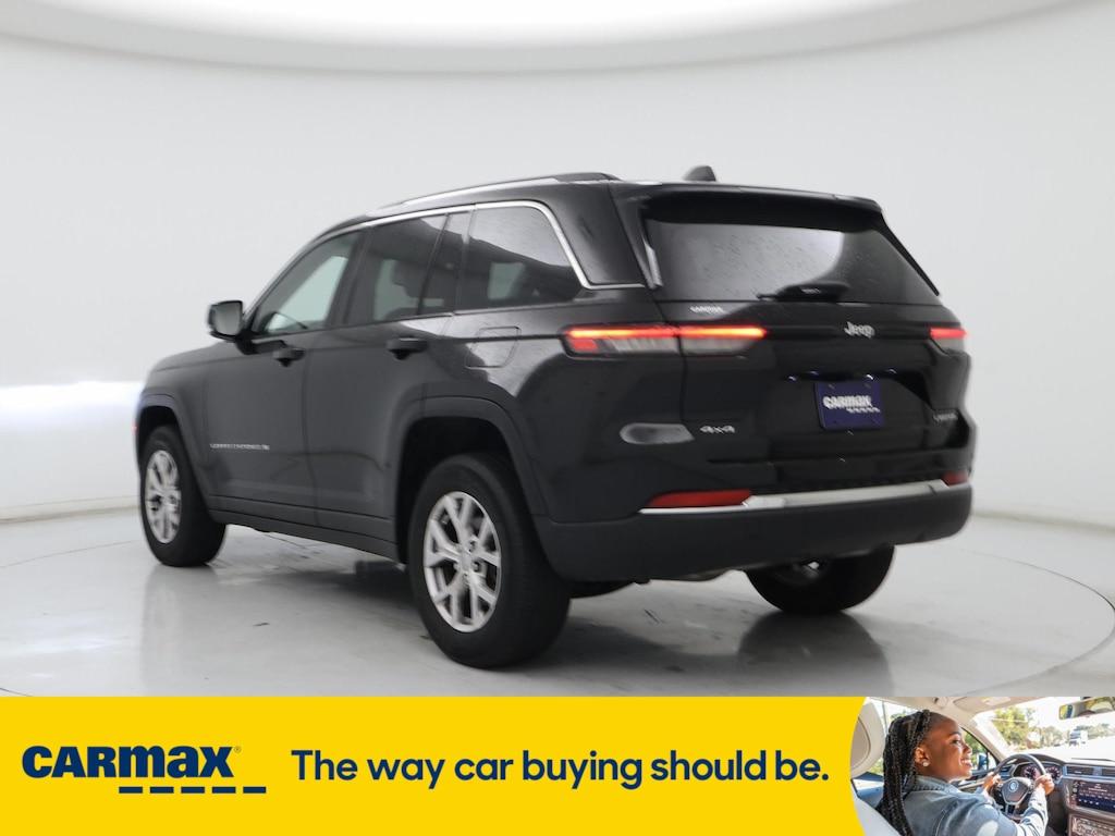 used 2022 Jeep Grand Cherokee car, priced at $33,998